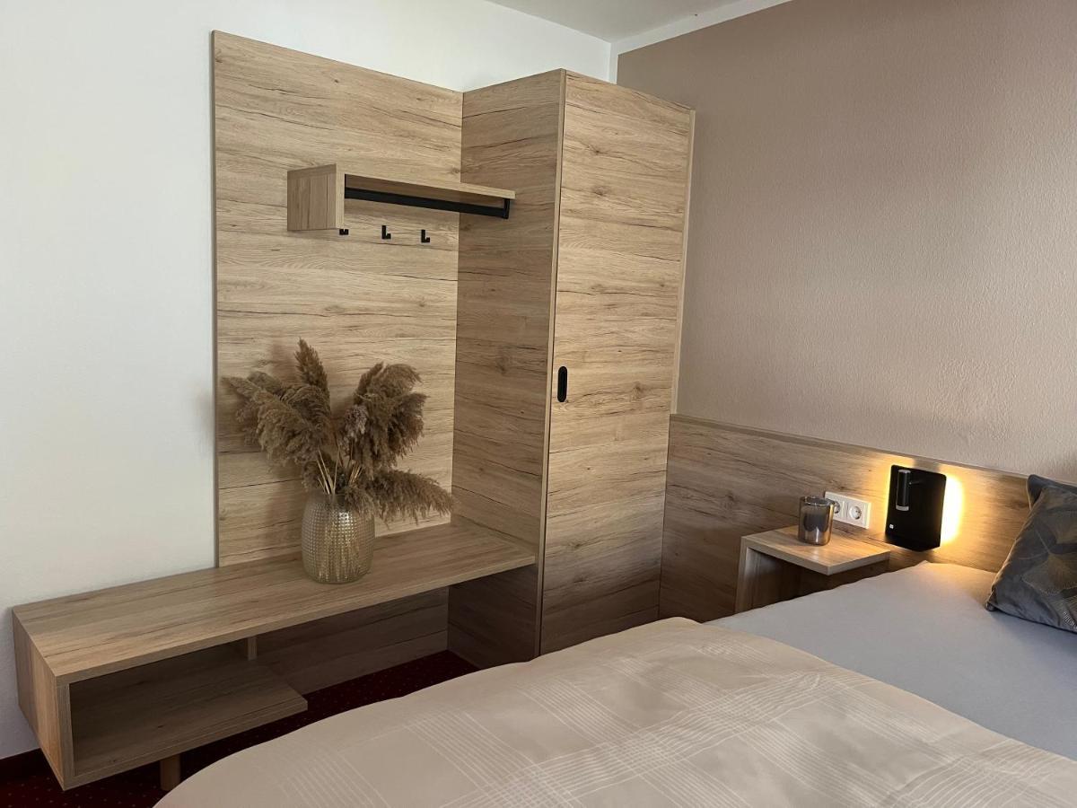 Hotel Zur Post Блискастел Екстериор снимка