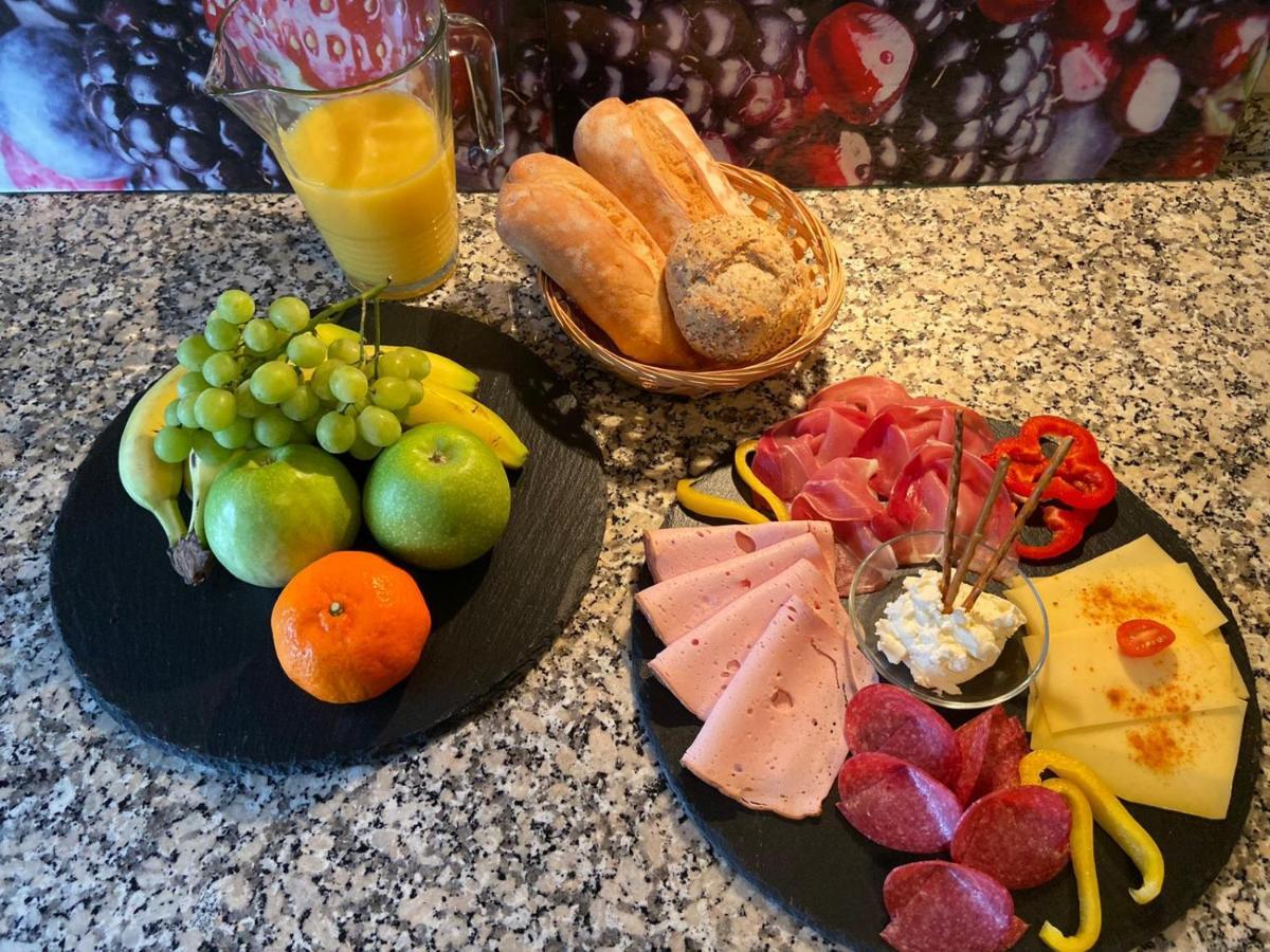 Hotel Zur Post Блискастел Екстериор снимка